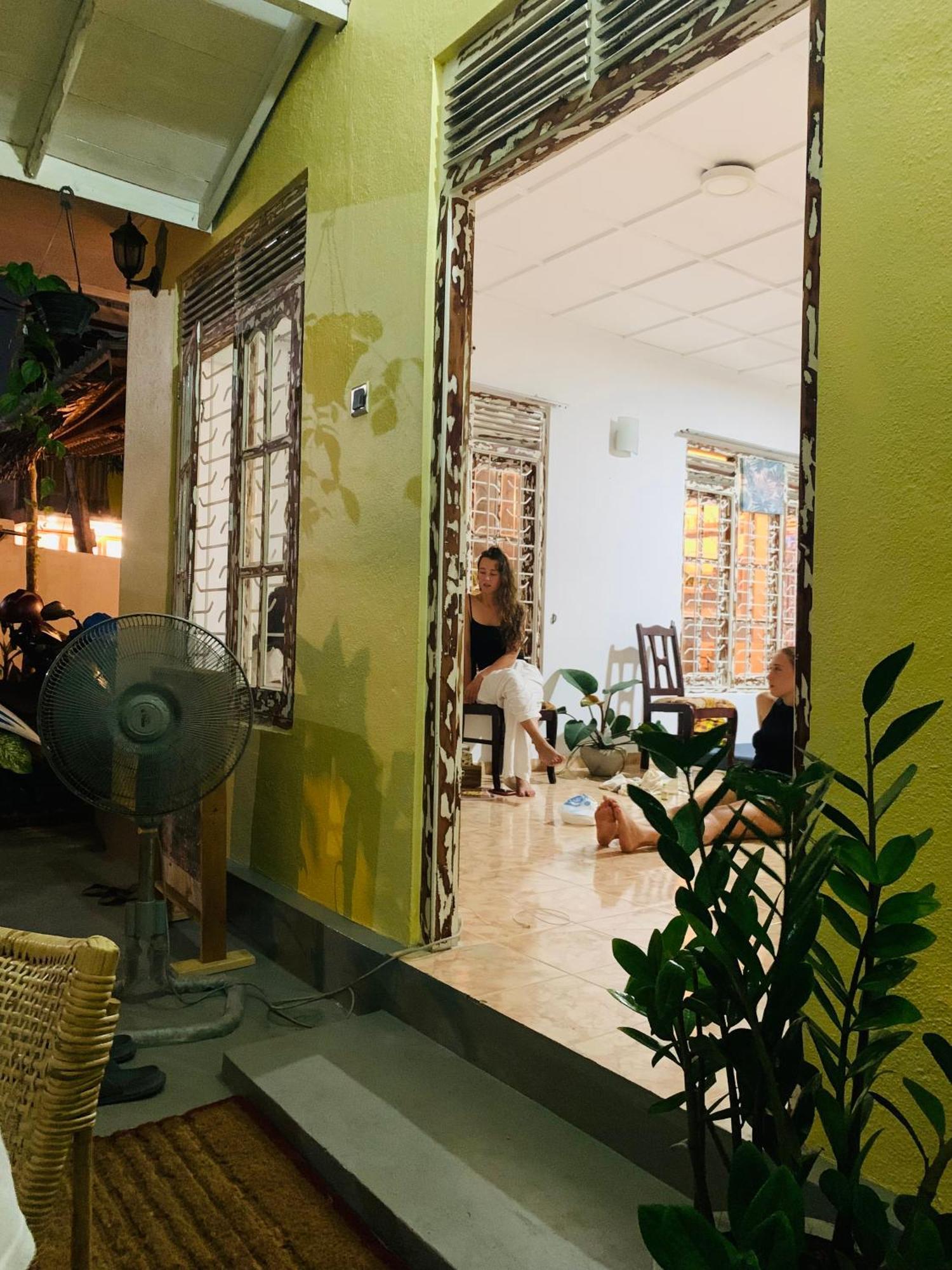 Dreamy Surf House Weligama Exterior foto